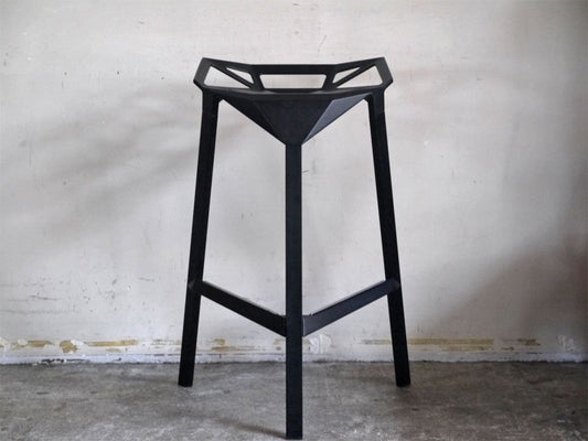 マジス MAGIS スツールワン STOOL_ONE カウンターチェア アルミニウム ブラック コンスタンティン・グルチッチ ■