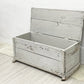 フランスビンテージ French Vintage 木製 ブランケットボックス ウッドボックス ベンチ ライトグレー ペインテッド シャビーシック 収納箱 店舗什器 ●
