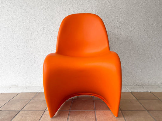 ヴィトラ vitra. パントンチェア Panton Chair オレンジ ヴェルナー・パントン Verner Panton スタッキングチェア ミッドセンチュリー スペースエイジ B ◇