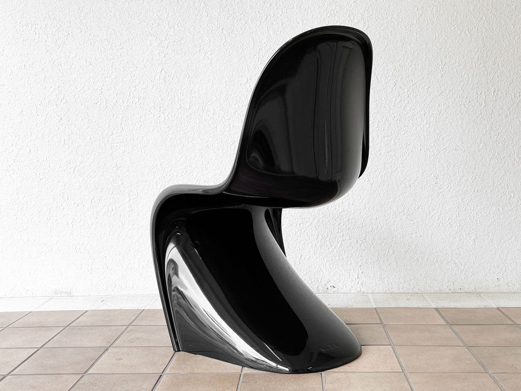 ヴィトラ vitra パントンチェア クラシック ヴェルナーパントン Verner Panton  FRP製 ブラック スペースエイジ ミッドセンチュリー ◇