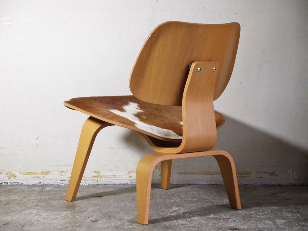 ヴィトラ vitra LCW ラウンジチェア ウッドレッグ Lounge Chair Wood アッシュ カーフスキン C&Rイームズ ミッドセンチュリー ■