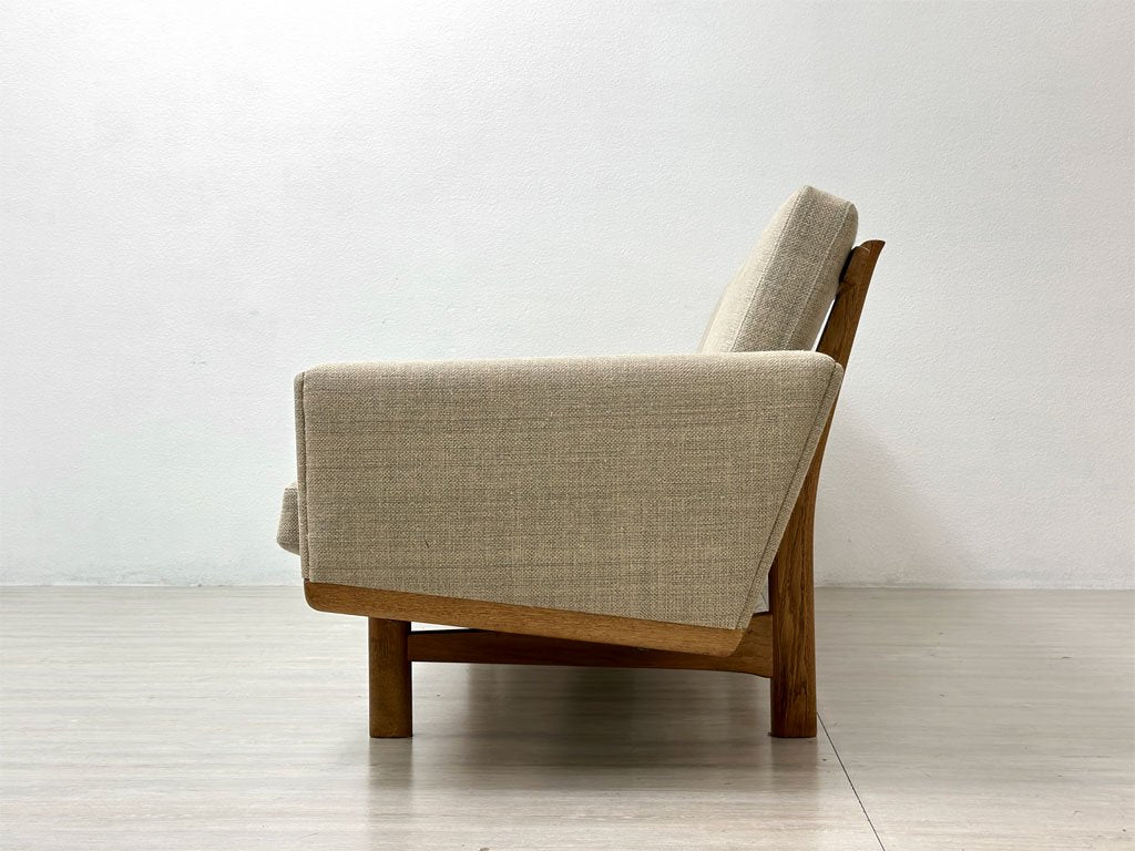 ゲタマ GETAMA GE236 3シーター ソファ ビンテージ ウェグナー Hans J.Wegner ファブリック オーク無垢材 北欧 デンマーク ●