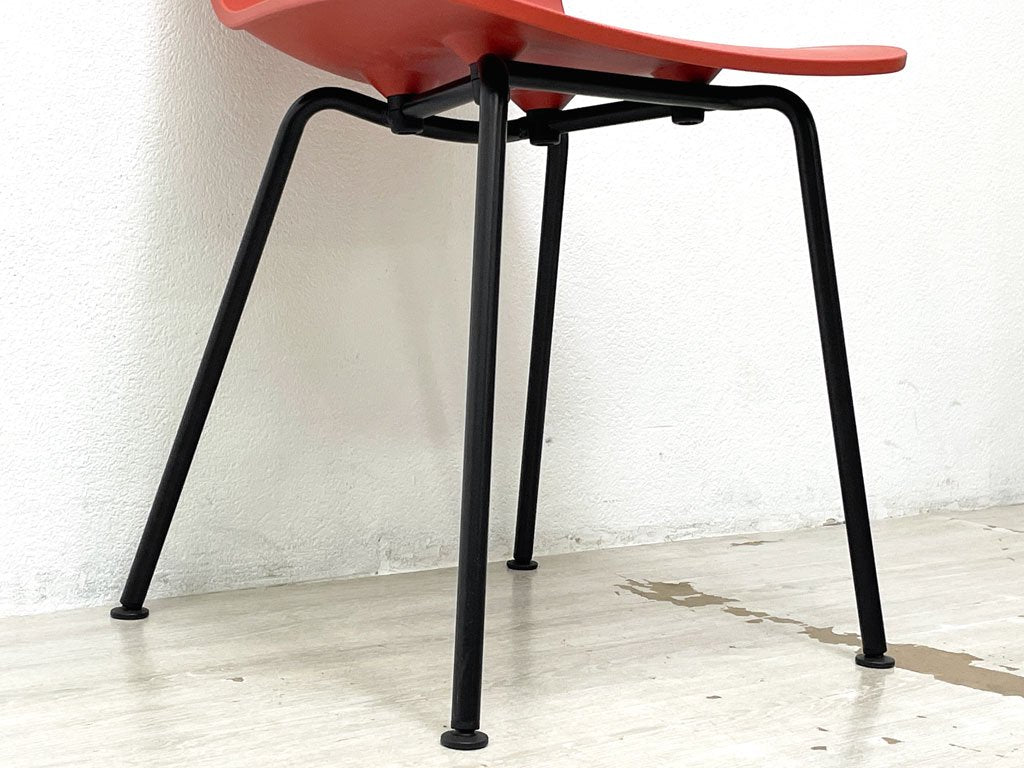 ヴィトラ vitra. ハル チューブ HAL Tube スタッカブル Stackable ダイニングチェア ブリック レッド ジャスパー・モリソン 定価￥44,000- ●