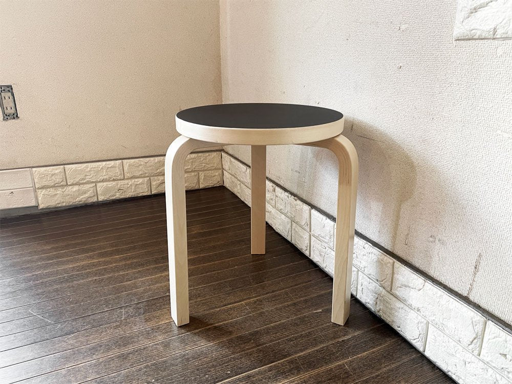 アルテック Artek スツール60 Stool60 3本脚 バーチ材 ブラックリノリウム アルヴァ・アアルト フィンランド 北欧家具 ◎