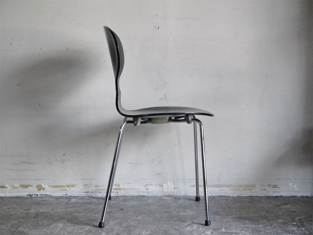 フリッツハンセン Fritz Hansen アントチェア ANT CHAIR アルネ・ヤコブセン ブラック 4本脚 1993年製 ビンテージ 北欧 デンマーク ■