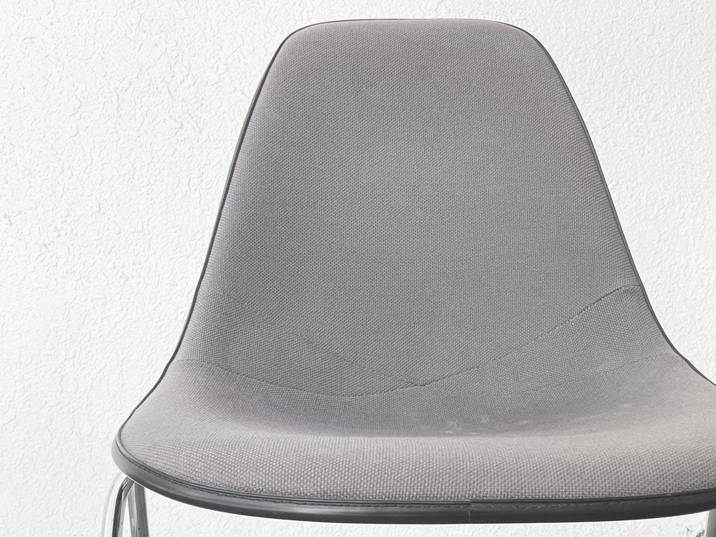 ハーマンミラー Herman Miller サイドシェルチェア サード 3rd アプホルスター ファブリック グレー スタッキングベース イームズ ◇