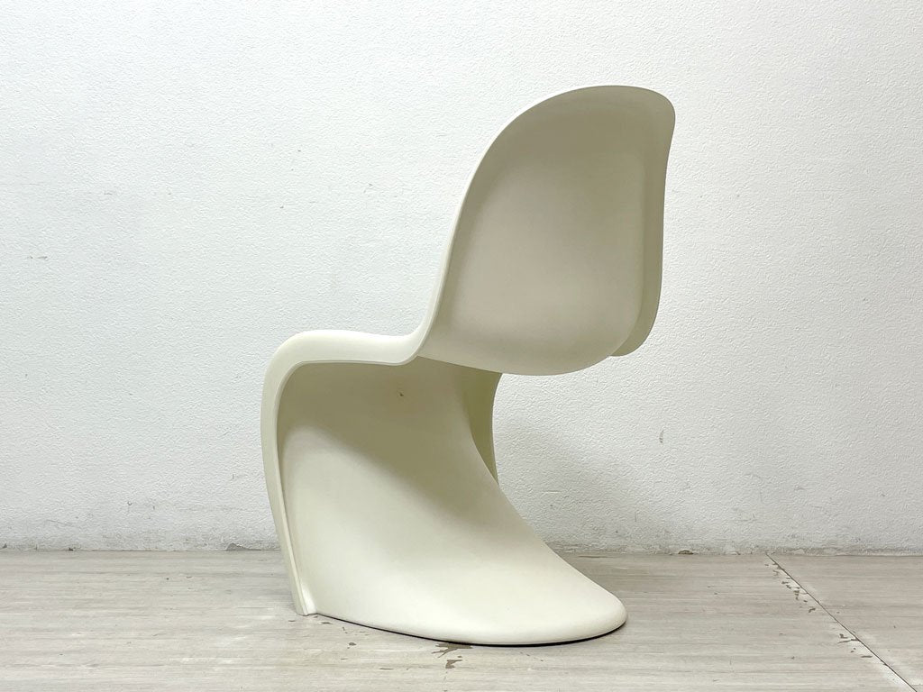 ヴィトラ vitra. パントンチェア Panton Chair ホワイト ヴェルナー・パントン Verner Panton スタッキングチェア ミッドセンチュリー スペースエイジ ●