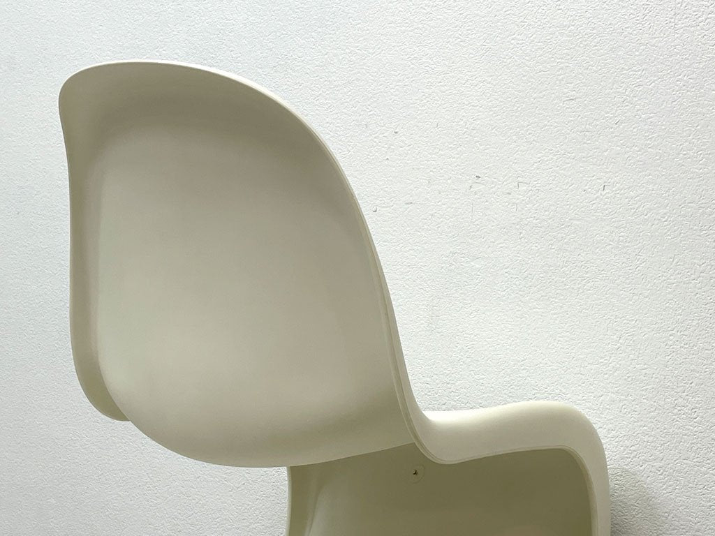 ヴィトラ vitra. パントンチェア Panton Chair ホワイト ヴェルナー・パントン Verner Panton スタッキングチェア ミッドセンチュリー スペースエイジ ●