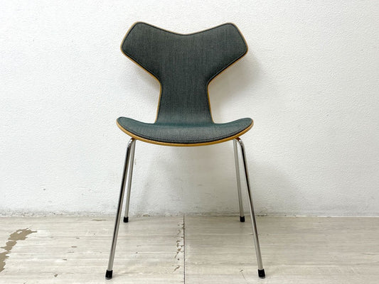 フリッツハンセン Fritz Hansen グランプリチェア GRAND PRIX CHAIR フロントパディング グレー系ファブリック オーク材 アルネ・ヤコブセン 北欧 デンマーク ●