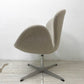 スワンチェア SWAN CHAIR ラウンジチェア アルネ・ヤコブセン Arne Jacobsen ベージュ系 ファブリック オートターン リプロダクト デンマークデザイン  B ●