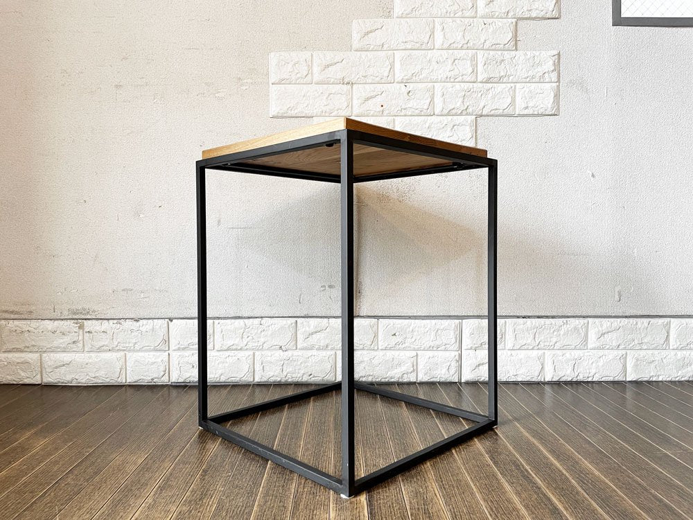 イデー IDEE フレイム FRAME SIDE TABLE サイドテーブル ホワイトオークトップ スチールフレーム 黒皮仕上げ W40cm インダストリアル 定価￥54,500- ◎