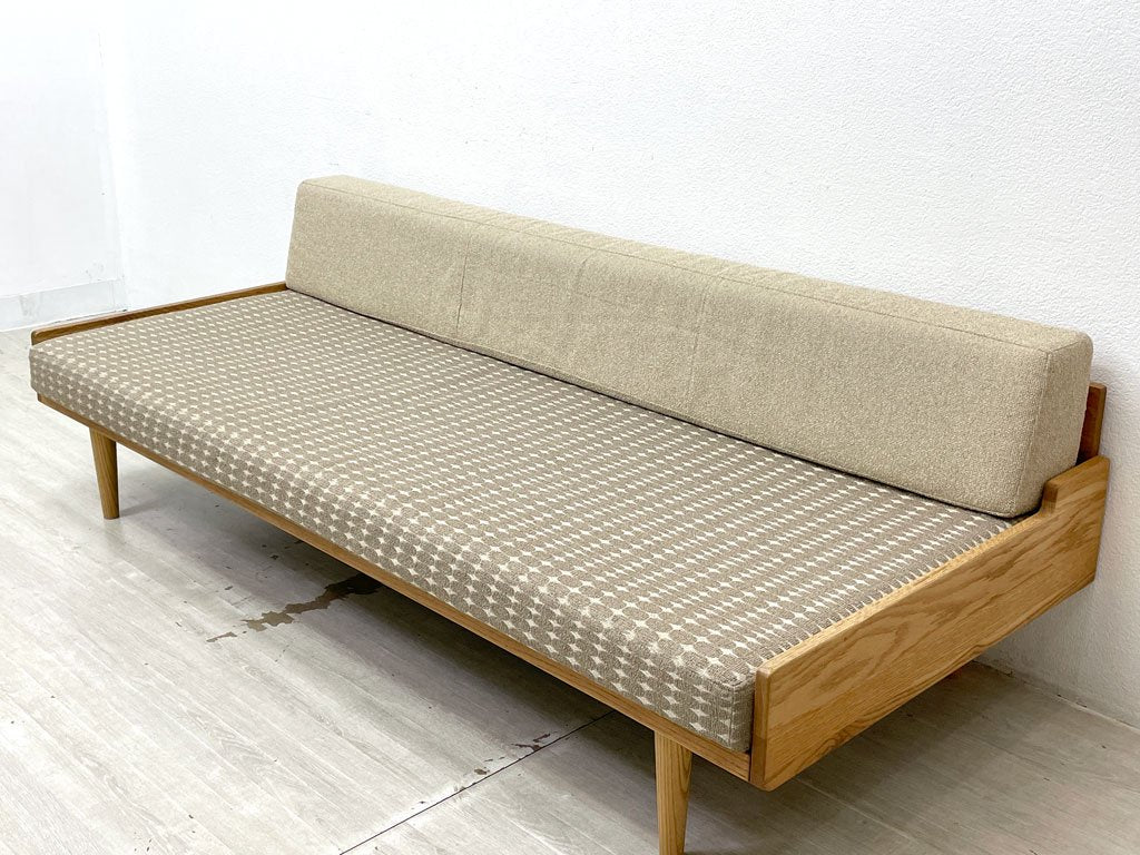 モモナチュラル Momo Natural デイソファ DAY SOFA 3シーター & デイオットマン M セット アームレス オーク材 ファブリック カバーリング 定価総額￥185,000～ ●