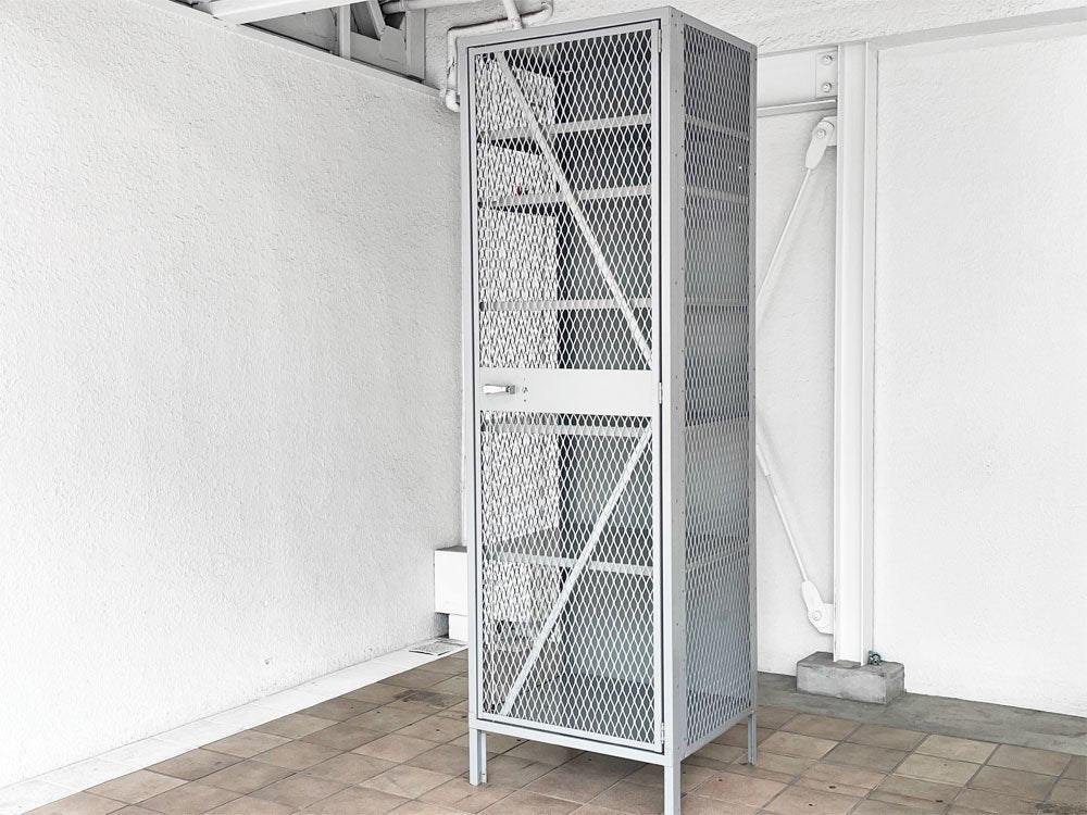 リオン LYON メッシュロッカー MESH LOCKER スチール グレー W61 パシフィックファニチャー P.F.S取扱 インダストリアル USA製 定価￥176,000- ◇