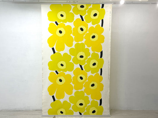 マリメッコ marimekko ウニッコ UNIKKO イエロー ファブリック タペストリー 150×240cm コットン マイヤ・イソラ Maija Isola フィンランド ビンテージ ●