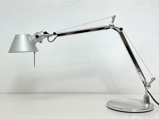 アルテミデ Artemide トロメオ マイクロ テーブル TOLOMEO MICRO TABLE テーブルライト シルバー ミケーレ・デ・ルッキ Michele De Lucchi ヤマギワ取扱 ●