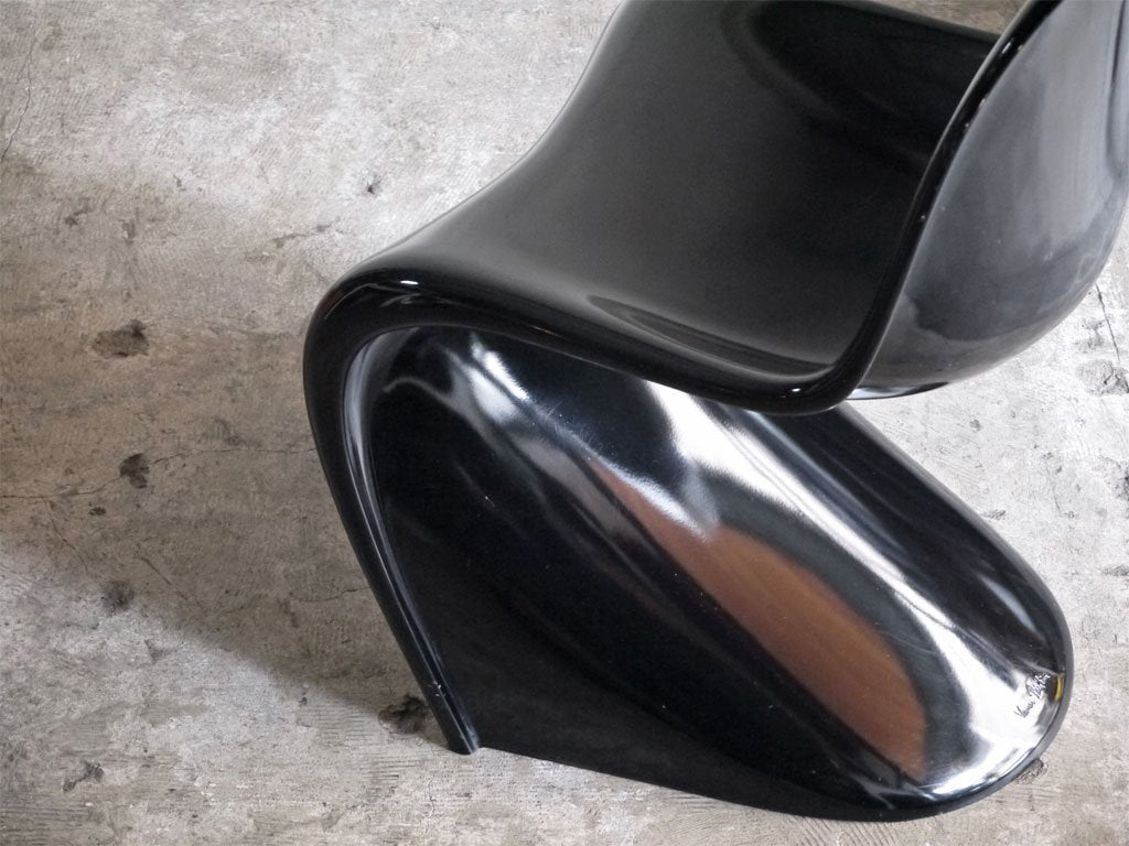 ヴィトラ vitra, ビンテージ パントンチェア Panton Chair ブラック FRP製 ヴァーナー・パントン 1984年製 ミッドセンチュリー ■