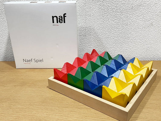 ネフ Naef スピール Spiel 積み木 知育玩具 おもちゃ オブジェ クルト・ネフ Kurt Naef パターンブック 国産木箱付き スイス ◇