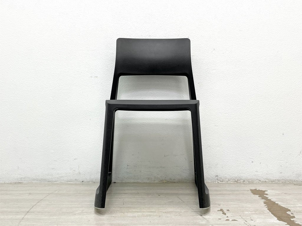 ヴィトラ Vitra ティプトン Tip Ton ワークチェア ダイニングチェア デスクチェア ベーシックダーク スタッキング チルト機能 定価￥42,900- ●