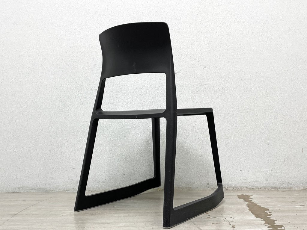 ヴィトラ Vitra ティプトン Tip Ton ワークチェア ダイニングチェア デスクチェア ベーシックダーク スタッキング チルト機能 定価￥42,900- ●