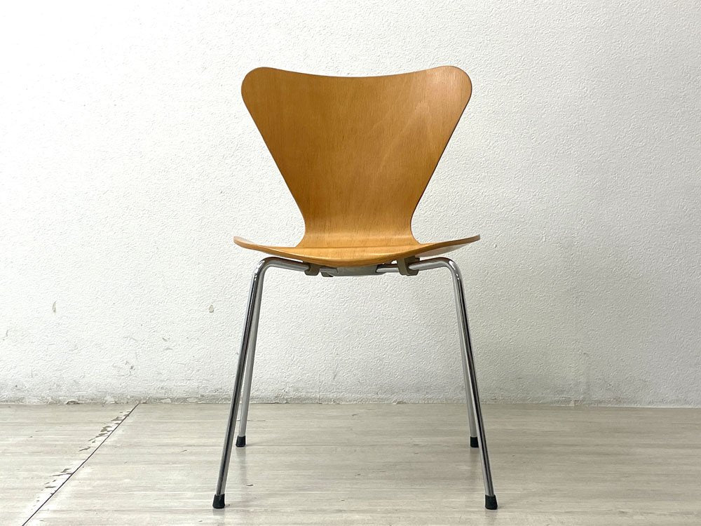 フリッツハンセン Fritz Hansen セブンチェア Seven Chair アルネ・ヤコブセン Arne Jacobsen スタッキングチェア ナチュラル ビーチ材 メタルカップ ビンテージ ●