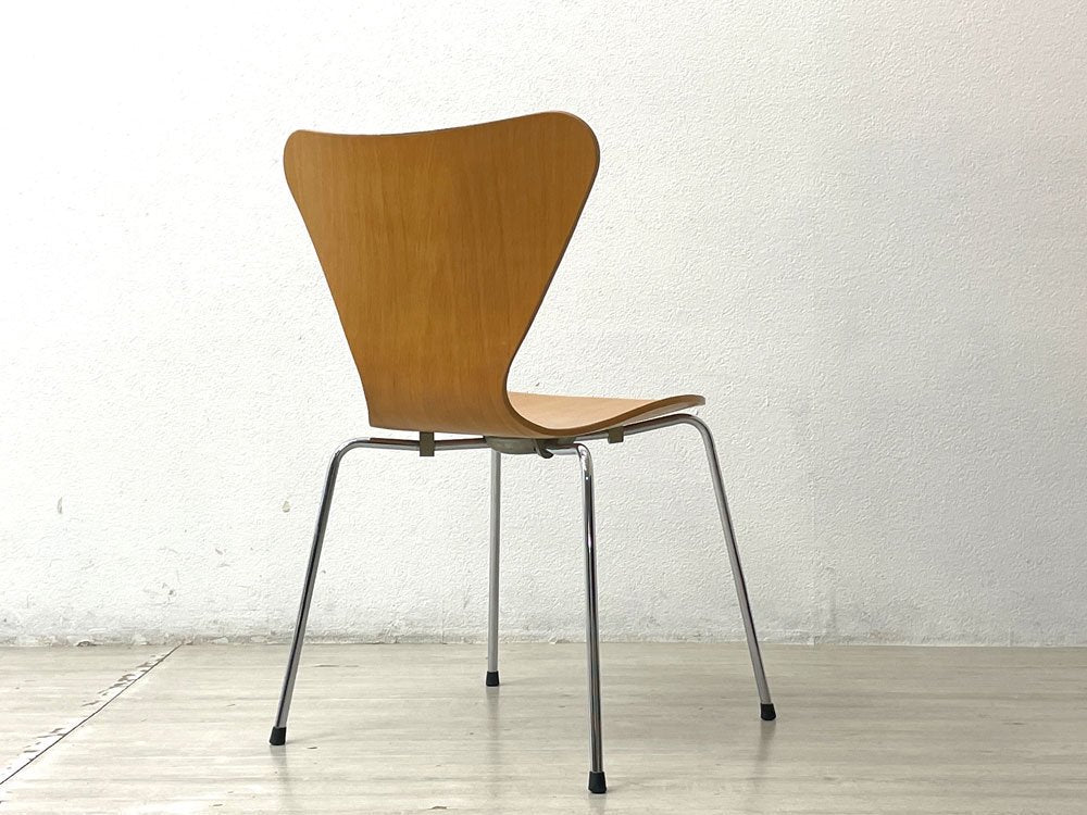 フリッツハンセン Fritz Hansen セブンチェア Seven Chair アルネ・ヤコブセン Arne Jacobsen スタッキングチェア ナチュラル ビーチ材 メタルカップ ビンテージ ●