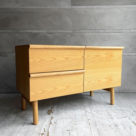 イデー IDEE スティルト サイドボード S STILT SIDEBOARD S ナチュラル テレビボード オーク材 アジャスター付 マリナ・ボーティエ モダンデザイン 定価￥79,900- ♪