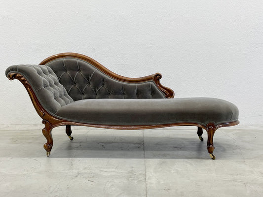 ロイズアンティークス Lloyd's Antiques ヴィクトリアン シェーズロング Victorian Chaise Longue  UKビンテージ モケット生地 定価715,000〓