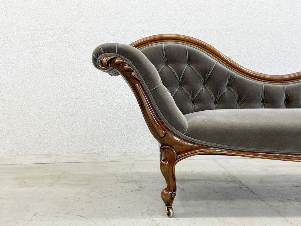 ロイズアンティークス Lloyd's Antiques ヴィクトリアン シェーズロング Victorian Chaise Longue  UKビンテージ モケット生地 定価715,000〓