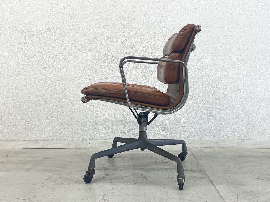 ハーマンミラー Herman Miller ソフトパッドグループ マネジメントチェア ローバック キャスター 4本脚 ビンテージ イームズ 〓