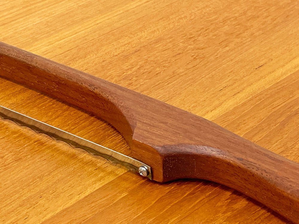 フィドルボウ デザイン ブレッドナイフ Fiddle Bow Bread Knife W39cm パン切包丁 チーク材 無垢材 革紐付き 北欧 ビンテージ ●