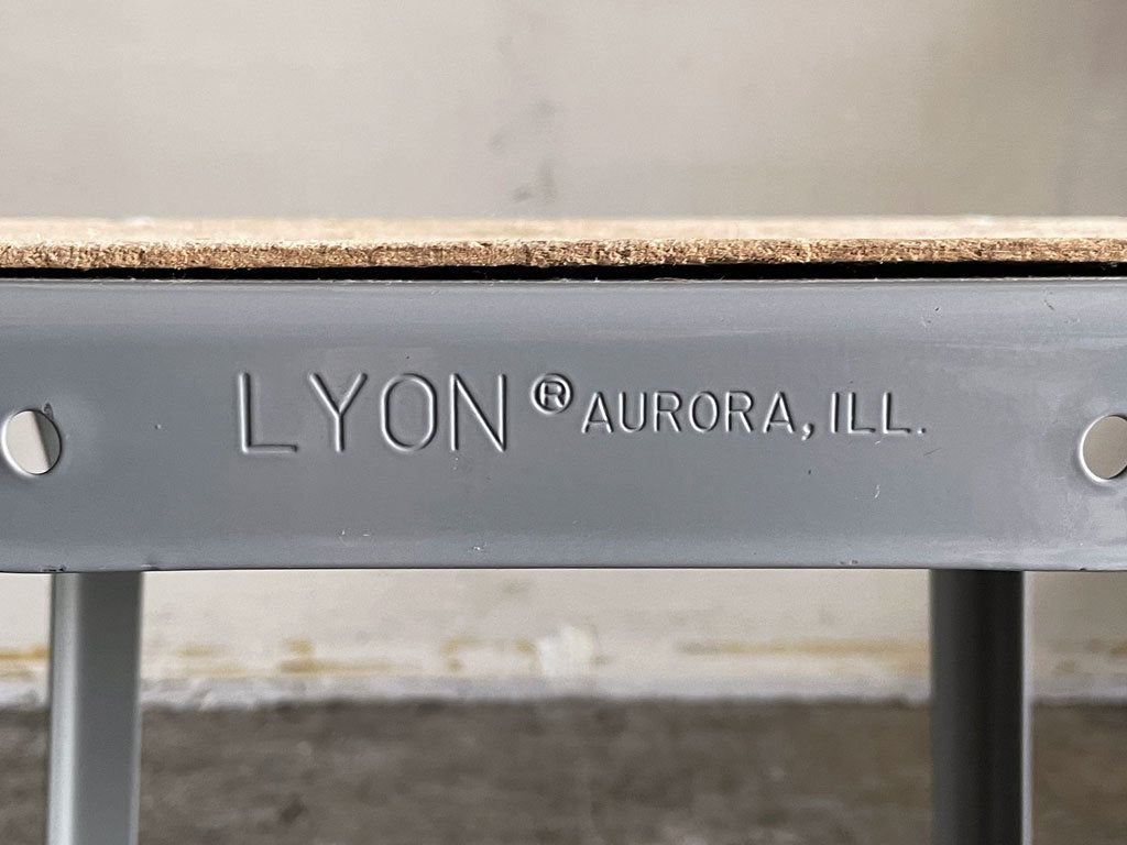 リオン LYON ファクトリー スツール FACTORY STOOL Sサイズ プレスウッドシート Dove gray パシフィックファニチャーサービス P.F.S取り扱い ■