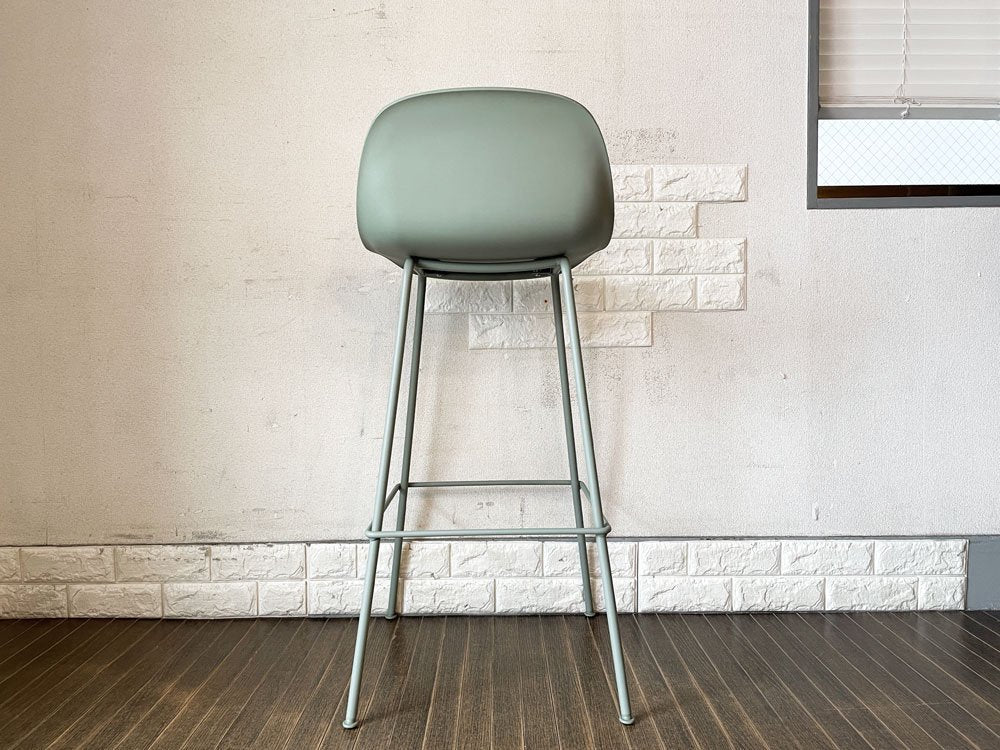 ムート Muuto ファイバー FIBER BAR STOOL バースツール カウンターチェア ダスティグリーン チューブベース イスコス・ベルリン デンマーク 北欧家具 定価￥57,200- ◎