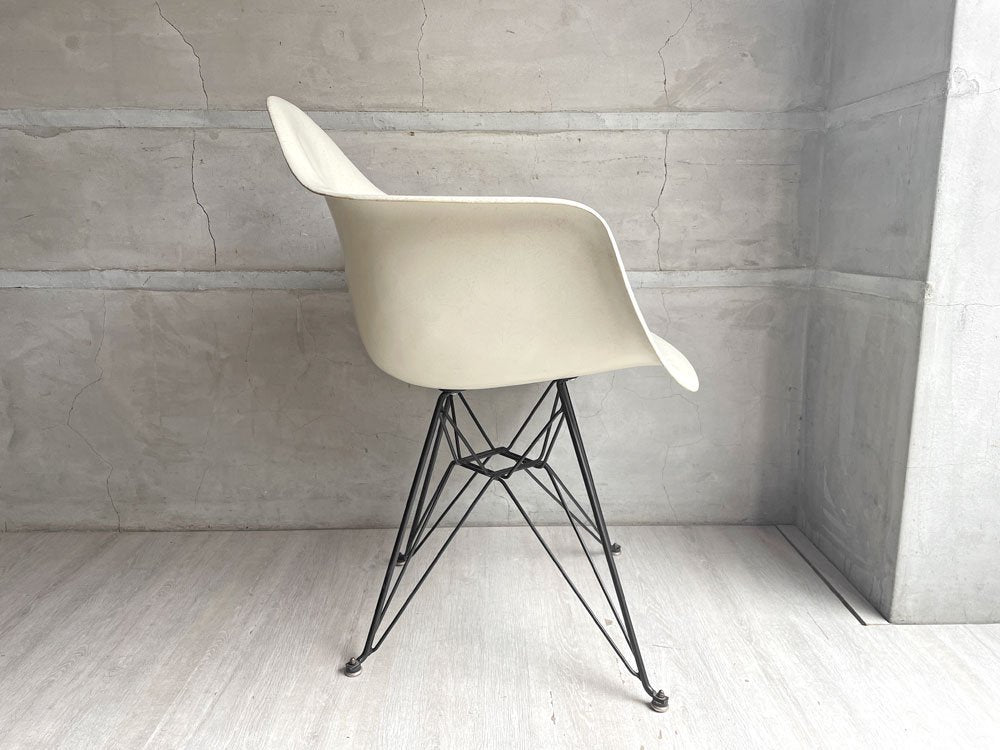 ハーマンミラー Herman Miller アームシェルチェア エッフェルベース  2nd Vintage パーチメント C&Rイームズ ミッドセンチュリー ♪