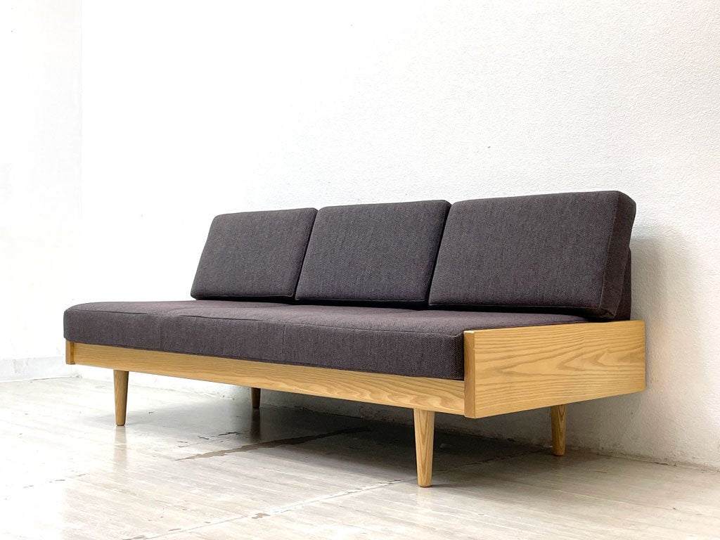 グラフ graf × 相合家具 SOGO adシリーズ デイベッドソファ L DAY BED SOFA ホワイトアッシュ材 ヘリンボーンファブリック パープル 北欧スタイル 定価￥328,900～ ●