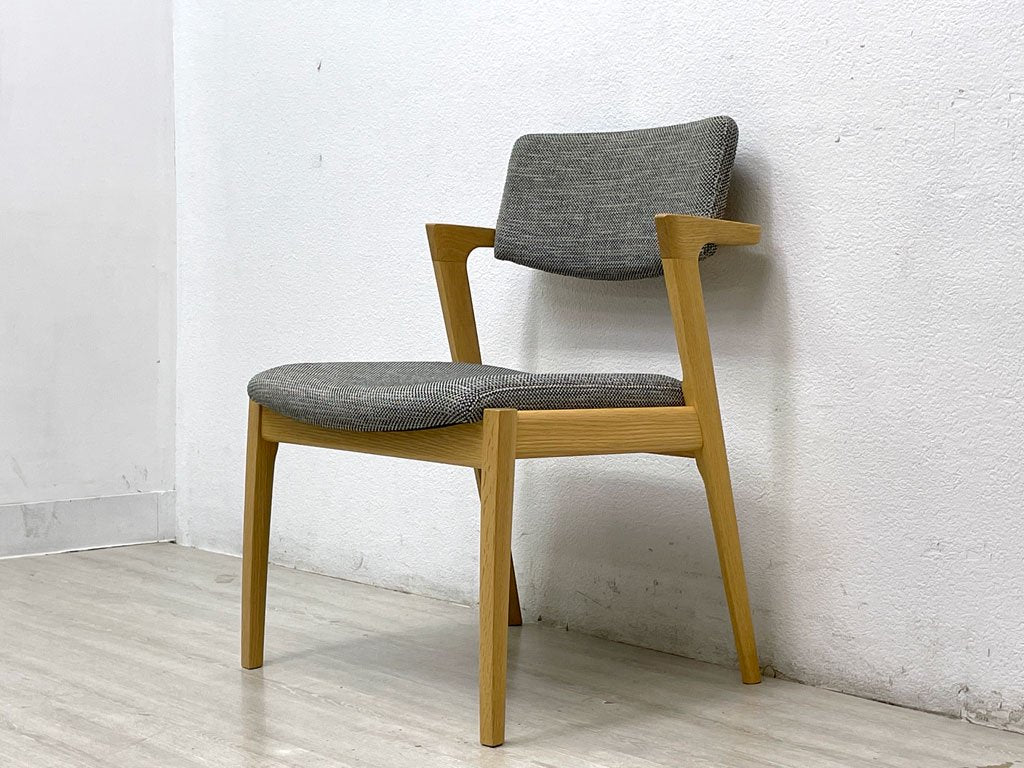 冨士ファニチア FUJI FURNITURE コティ Koti アームレス ダイニングチェア ハーフアーム オーク材 ファブリック B ●