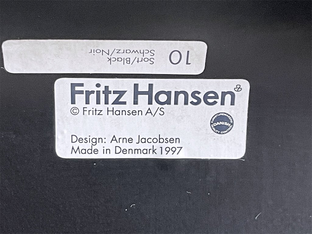 フリッツハンセン Fritz Hansen セブンチェア ブラックラッカー アルネ・ヤコブセン スタッキングチェア デンマーク 1997年製 D ■