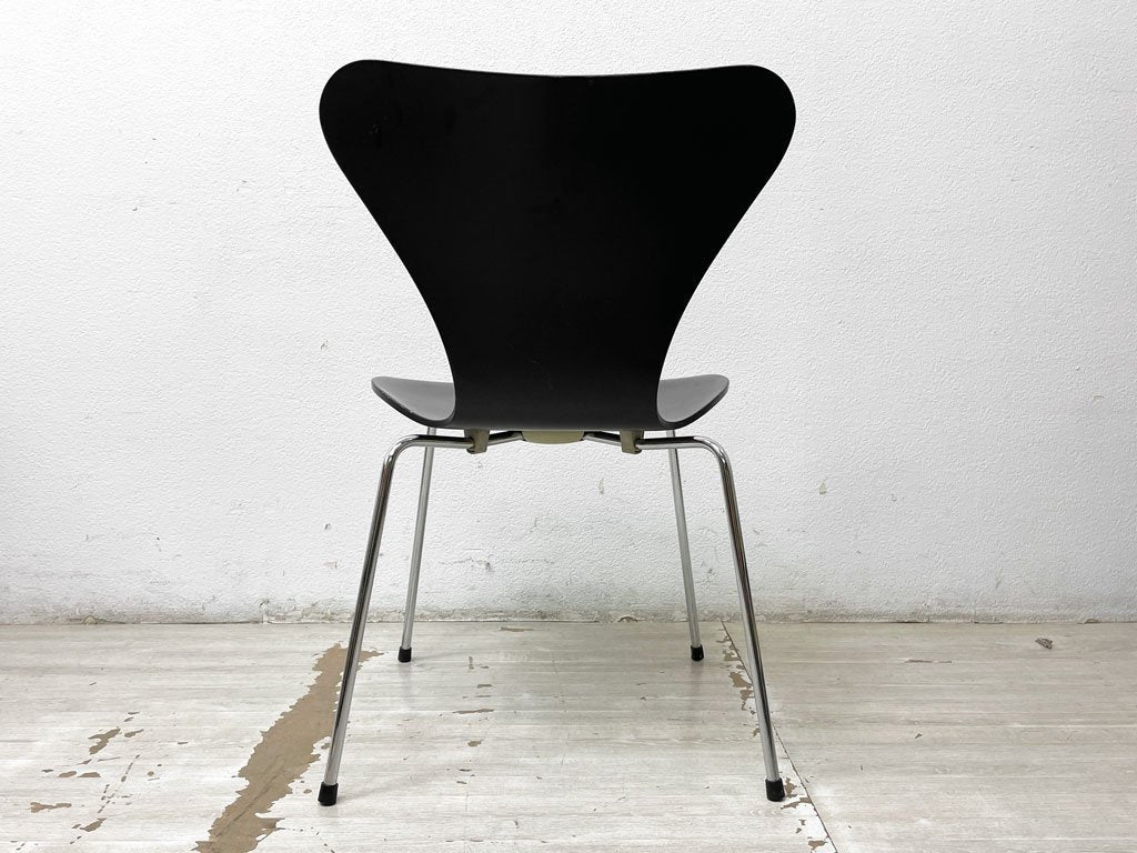 フリッツハンセン Fritz Hansen セブンチェア ブラックラッカー アルネ・ヤコブセン Arne Jacobsen スタッキングチェア デンマーク 北欧家具 C ●