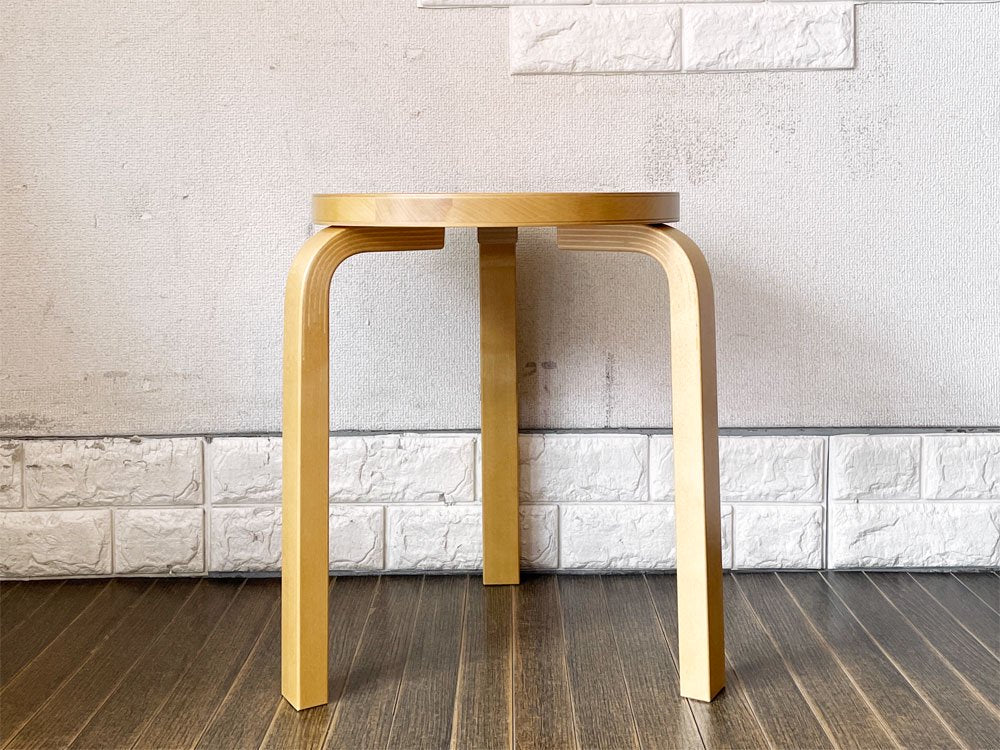 アルテック artek スツール60 Stool60 3本脚 バーチ材 ハニーステイン 90周年アニバーサリーステッカー付 定価￥47,300- ◎