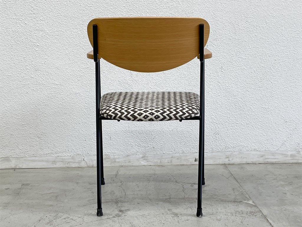 イデー IDEE ジャンゴ DJANGO ARM CHAIR アームチェア ダイニングチェア　カラー ファブリック座面〓