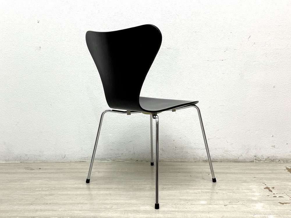 フリッツハンセン Fritz Hansen セブンチェア ブラックラッカー アルネ・ヤコブセン Arne Jacobsen スタッキングチェア デンマーク 北欧家具 F ●