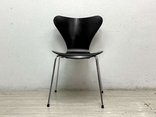 フリッツハンセン Fritz Hansen セブンチェア ブラックラッカー アルネ・ヤコブセン Arne Jacobsen スタッキングチェア デンマーク 北欧家具 H ●