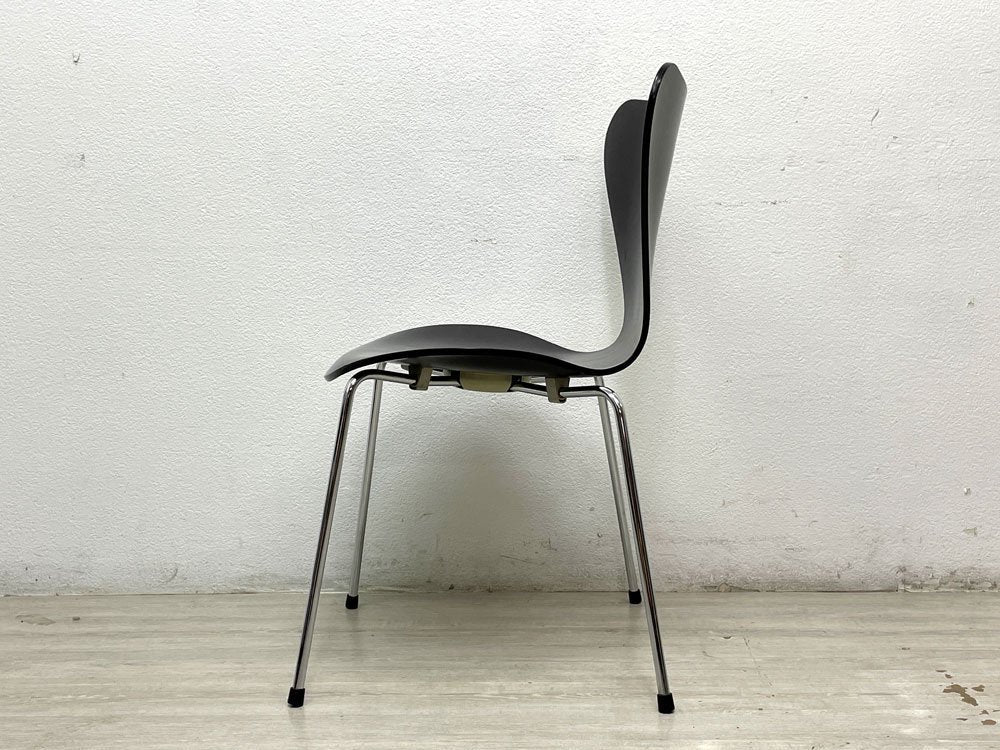 フリッツハンセン Fritz Hansen セブンチェア ブラックラッカー アルネ・ヤコブセン Arne Jacobsen スタッキングチェア デンマーク 北欧家具 H ●