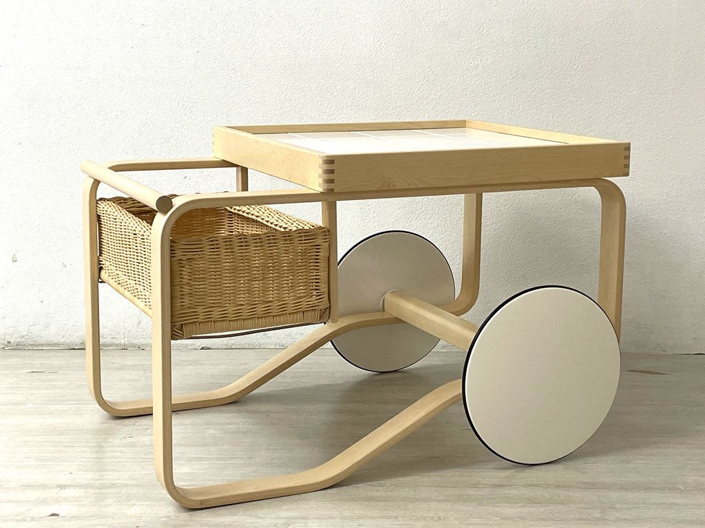 アルテック artek ティートロリー900 TEA TROLLEY 900 セラミックタイル ホワイト バスケット付き バーチ材 アルヴァ・アアルト 2023年製 美品 北欧家具 ●