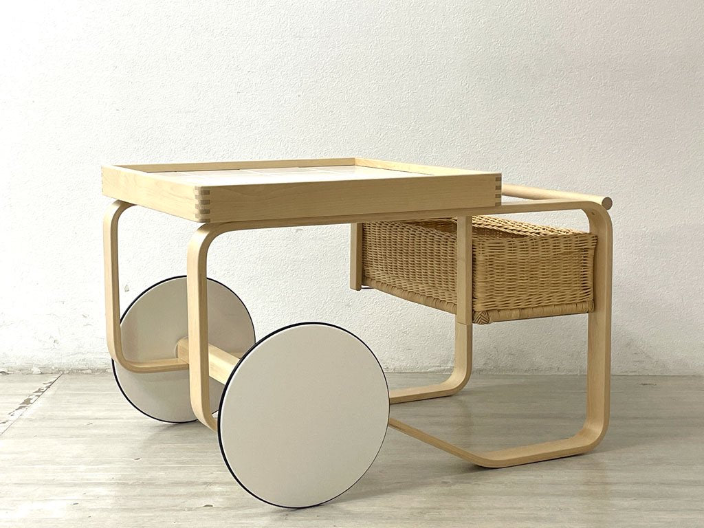 アルテック artek ティートロリー900 TEA TROLLEY 900 セラミックタイル ホワイト バスケット付き バーチ材 アルヴァ・アアルト 2023年製 美品 北欧家具 ●