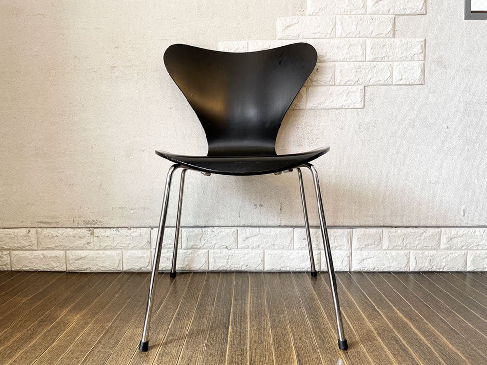 フリッツハンセン Fritz Hansen 3107 セブンチェア ラッカーブラック アルネ・ヤコブセン Arne Jacobsen デンマーク 北欧家具 定価￥81,180- ◎