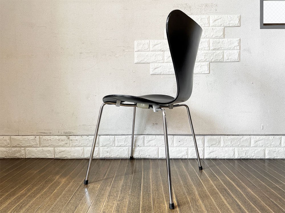 フリッツハンセン Fritz Hansen 3107 セブンチェア ラッカーブラック アルネ・ヤコブセン Arne Jacobsen デンマーク 北欧家具 定価￥81,180- ◎