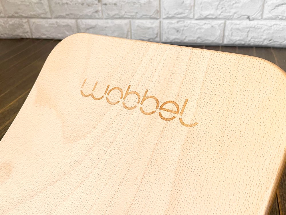 ウォーベル Wobbel ウォーベルオリジナル Wobbel Original バランスボード フェルトなし ブナ材 クリアラッカー オランダ 定価￥22,880- ◎