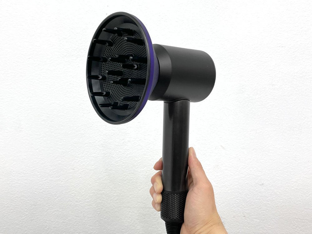 ダイソン Dyson HD-03 Dyson SupersonicIonic ヘアードライヤー アタッチメントディフューザー 滑り止めマット付属 パープル 2019年製 箱付き 美品 ●