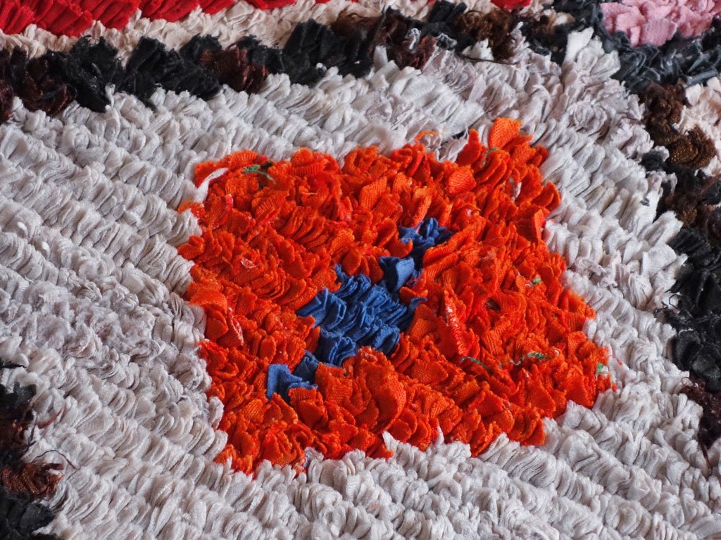 モロッカンラグ MOROCCAN RUG ボシャルウィット Boucherouite 180×142cm 手織り絨毯 ラグ モロッコ ■