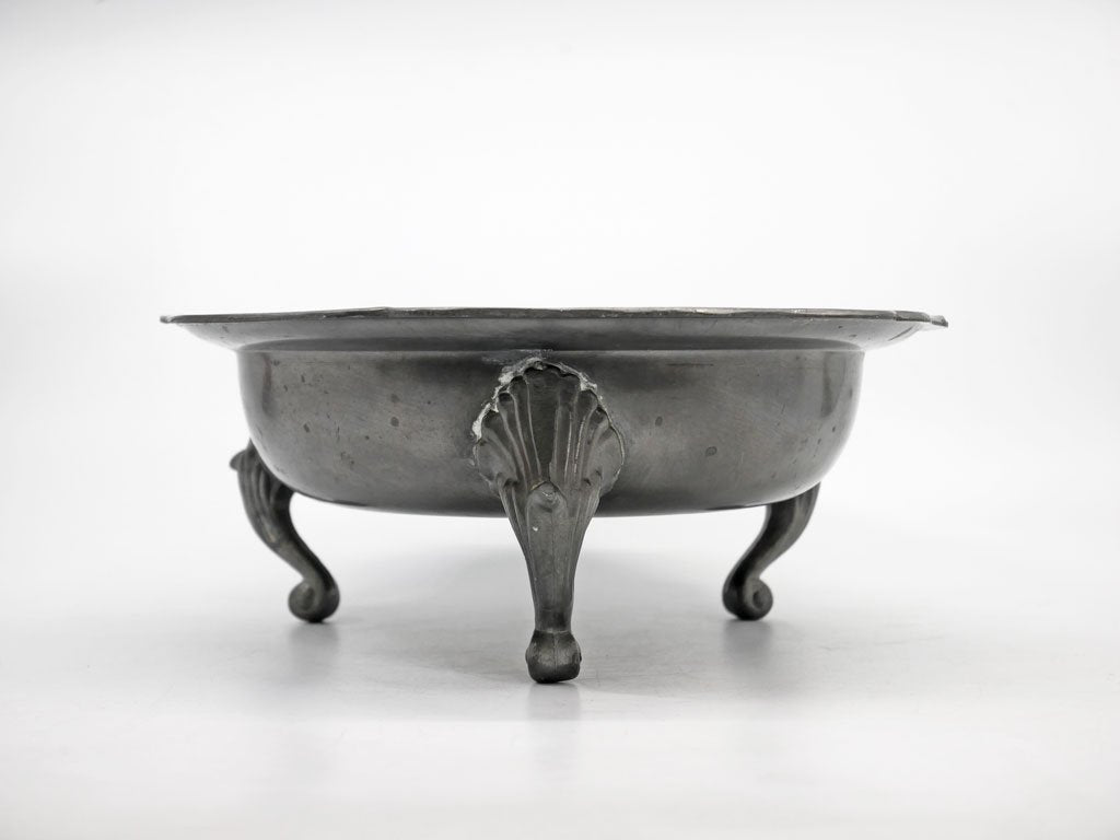 ヨーロピアンビンテージ European Vintage ピューター ボウル Pewter Bowl 花リム 天使の刻印 プレート トレイ 花器 アンティーク ブロカント ●